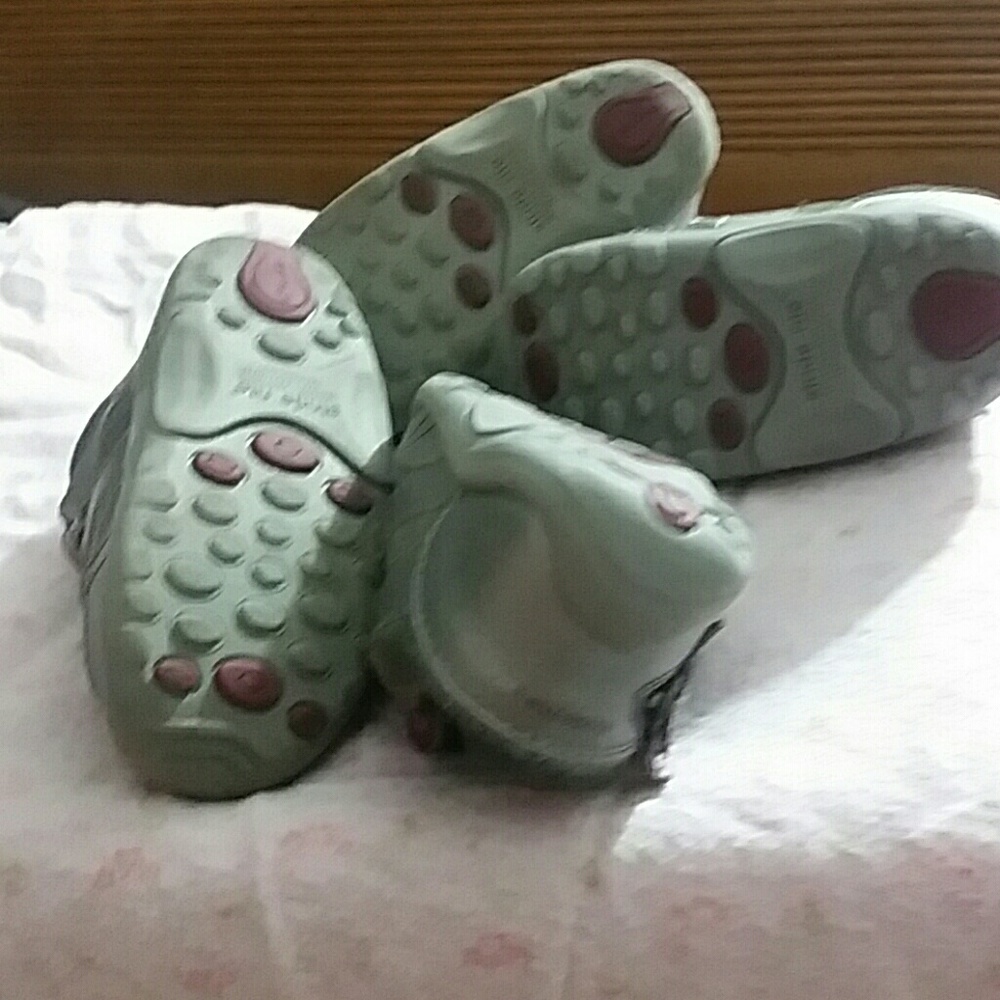 Stride Rite walking booties. - Picture 3 of 3
